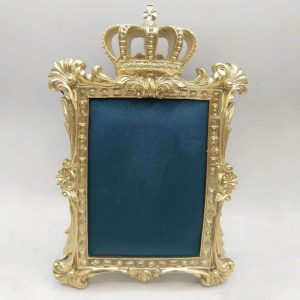 Crown style lovely beautiful earring display rack